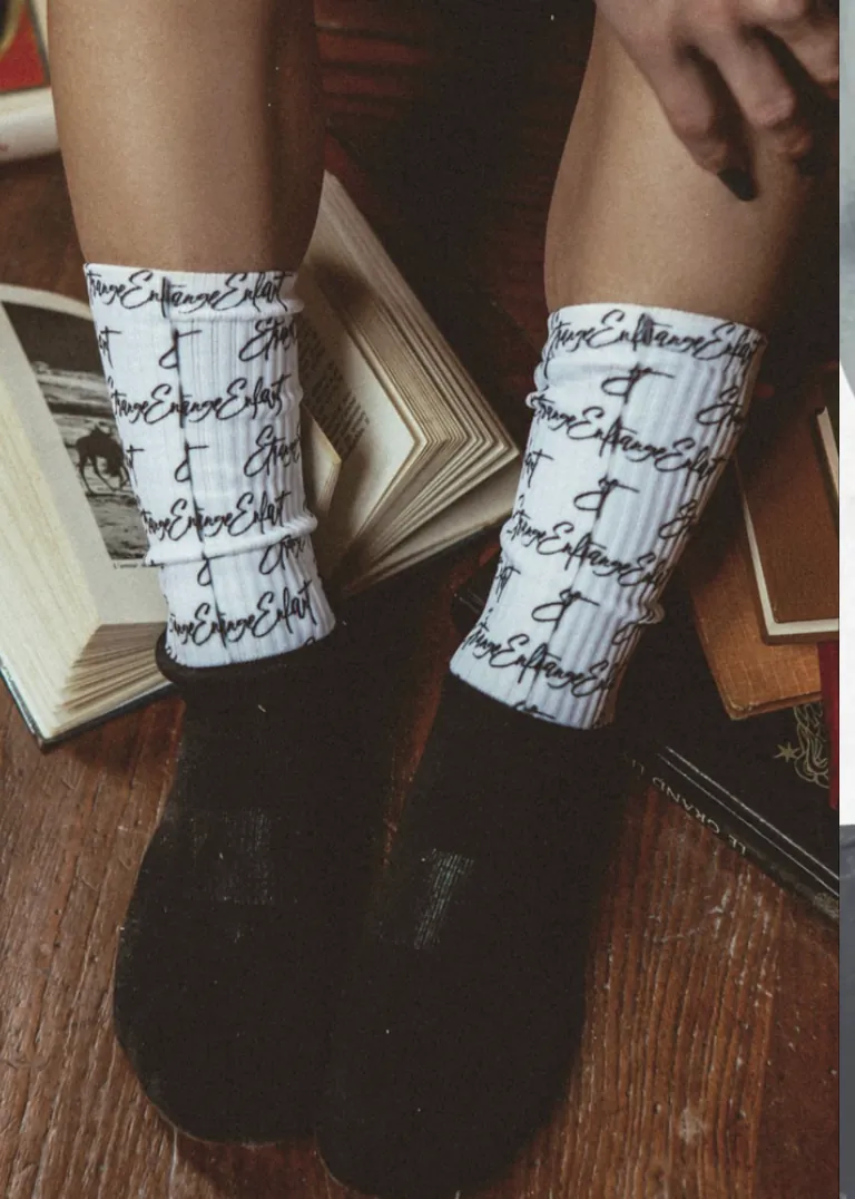 Chaussettes de la collection Étrange Enfant